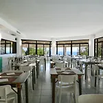 Marinella - Private Free Parking - Grotticelle 200 M Отель 4*