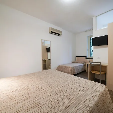 Marinella Parking Wi-fi Attrezzata 3*