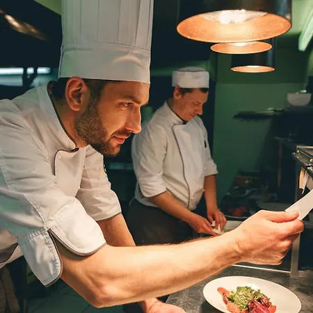 Marinella - Private Free Parking - Grotticelle 200 M Hotel