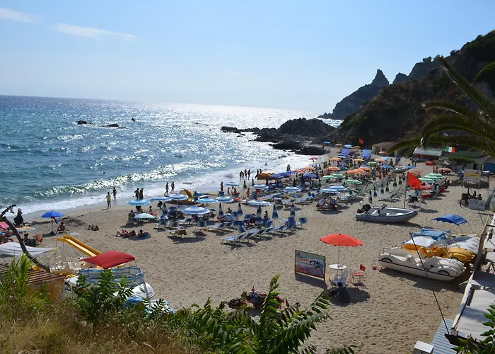 Marinella - Private Free Parking - Grotticelle 200 M Capo Vaticano