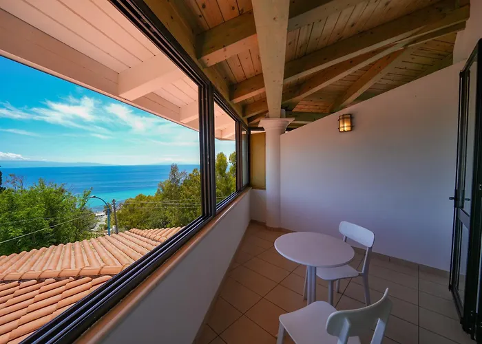 Hotel Marinella - Private Free Parking - Grotticelle 200 M