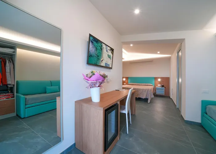 Marinella - Private Free Parking - Grotticelle 200 M Hotel Capo Vaticano