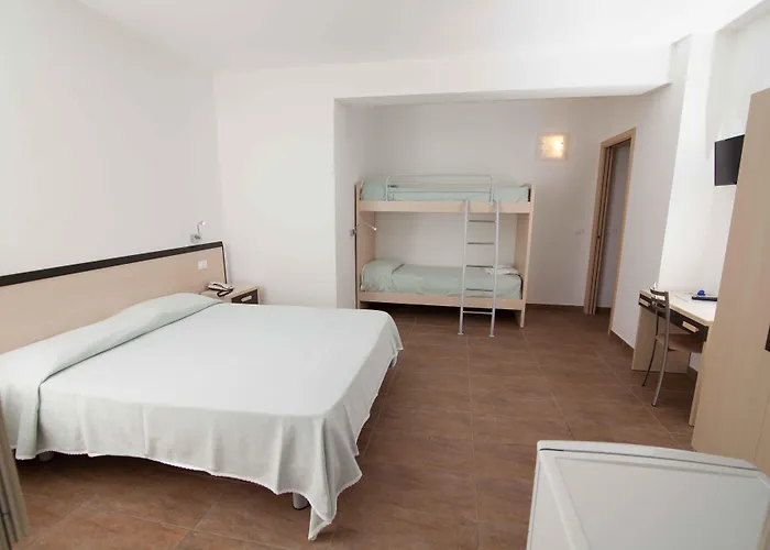 Marinella - Private Free Parking - Grotticelle 200 M Capo Vaticano