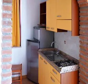 Marinella - Private Free Parking - Grotticelle 200 M Hotel