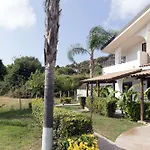 Marinella - Private Free Parking - Grotticelle 200 M 4*