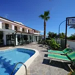 Marinella - Private Free Parking - Grotticelle 200 M Hotel