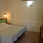 Marinella - Private Free Parking - Grotticelle 200 M Hotel 4*