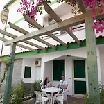 Marinella - Private Free Parking - Grotticelle 200 M Hotel