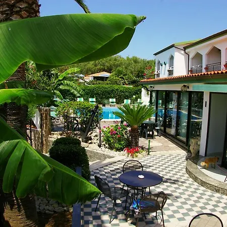 Marinella - Private Free Parking - Grotticelle 200 M Hotel Capo Vaticano