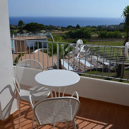 Hotel Marinella - Private Free Parking - Grotticelle 200 M