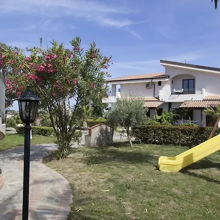 Marinella - Private Free Parking - Grotticelle 200 M 4*