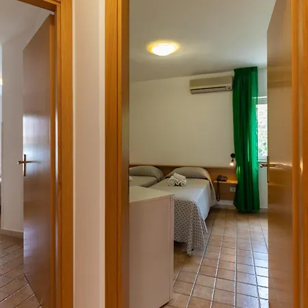 Hotel Marinella Parking Wi-fi Attrezzata Capo Vaticano