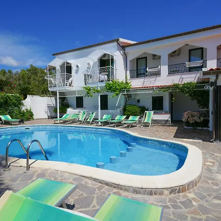 Marinella Parking Wi-fi Attrezzata Hotel Capo Vaticano