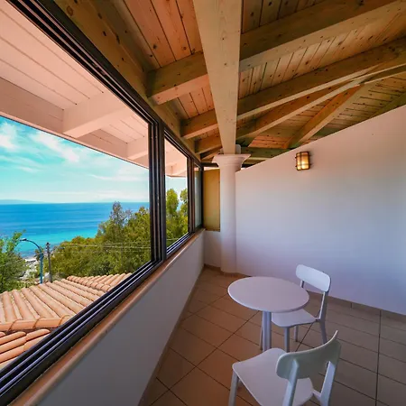 Hotel Marinella Parking Wi-fi Attrezzata