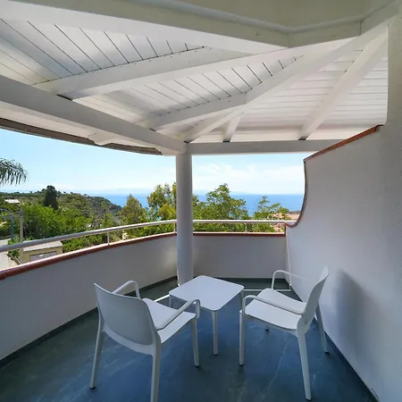 Marinella Parking Wi-fi Attrezzata 3*