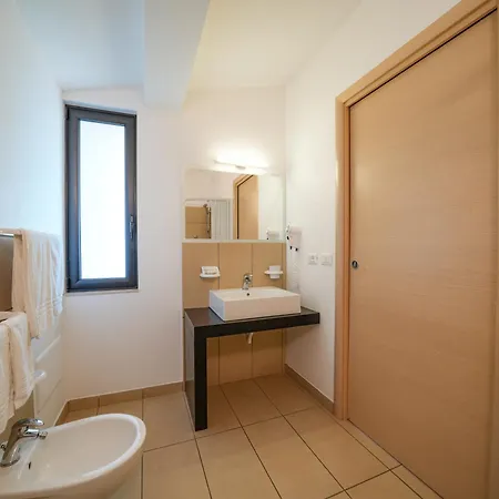Marinella Parking Wi-fi Attrezzata Hotel 3*