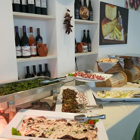 Hotel Marinella - Private Free Parking - Grotticelle 200 M