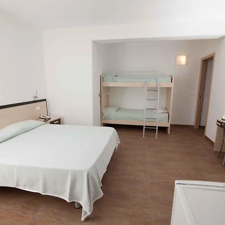 Marinella - Private Free Parking - Grotticelle 200 M 카포바티카노