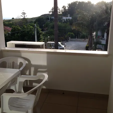 Marinella - Private Free Parking - Grotticelle 200 M Otel 4*