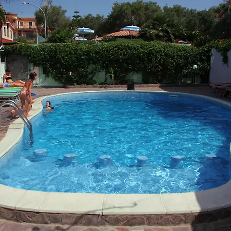 Hotel Marinella - Private Free Parking - Grotticelle 200 M 4*