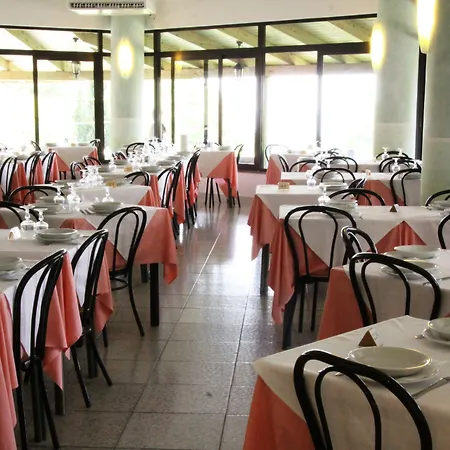 Marinella - Private Free Parking - Grotticelle 200 M 호텔 4*