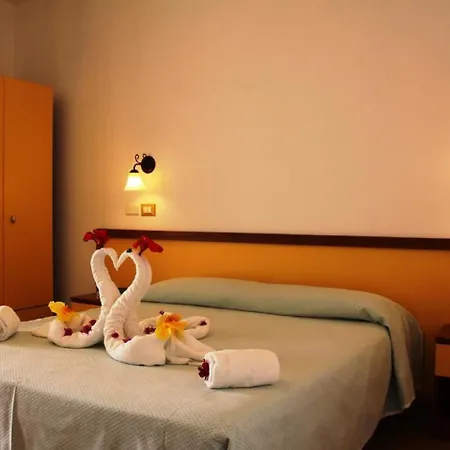 호텔 Marinella - Private Free Parking - Grotticelle 200 M 4*