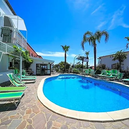 Marinella - Private Free Parking - Grotticelle 200 M 酒店 梵蒂冈角