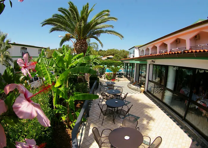 Hotell Marinella - Private Free Parking - Grotticelle 200 M