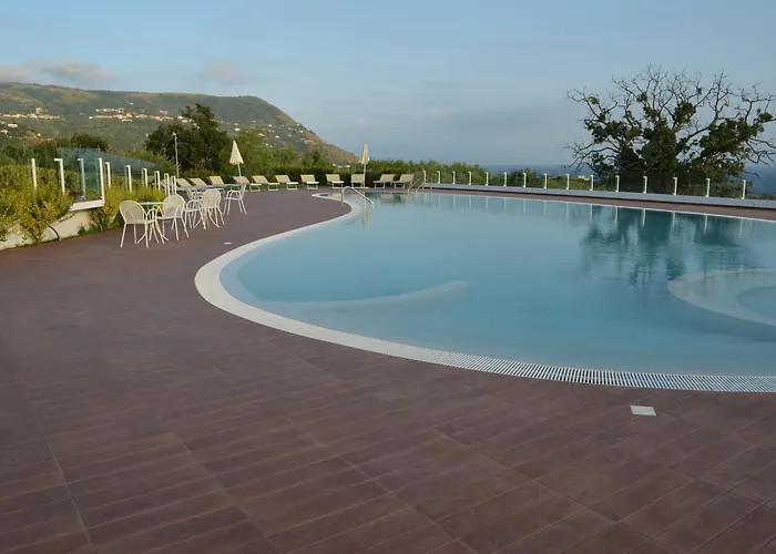 Marinella - Private Free Parking - Grotticelle 200 M Hotell Capo Vaticano