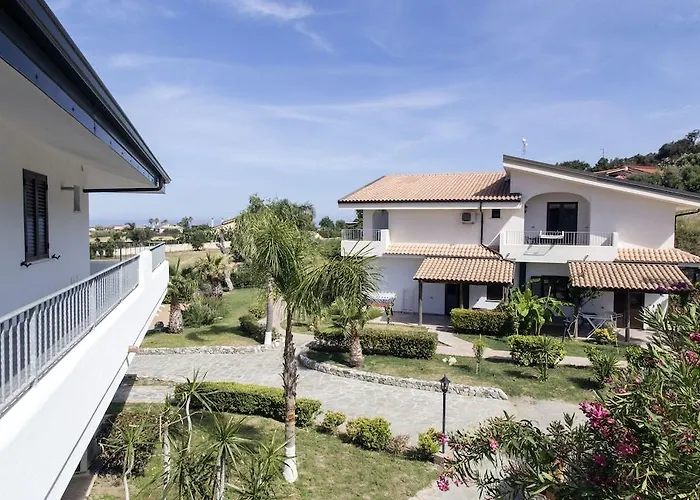 Hotell Marinella - Private Free Parking - Grotticelle 200 M