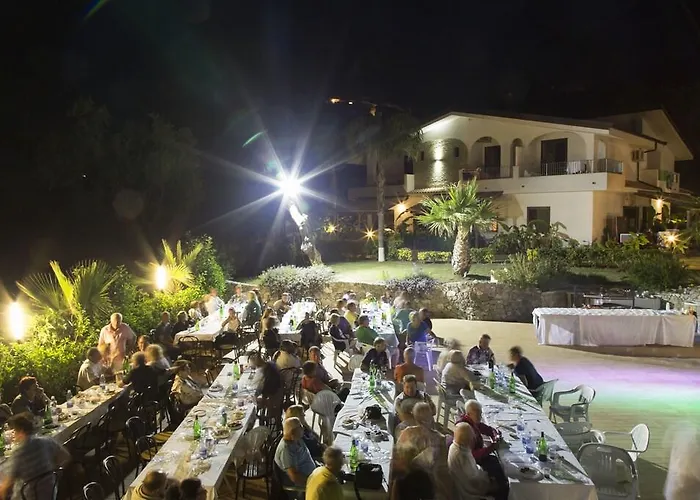 Hotell Marinella - Private Free Parking - Grotticelle 200 M 4*