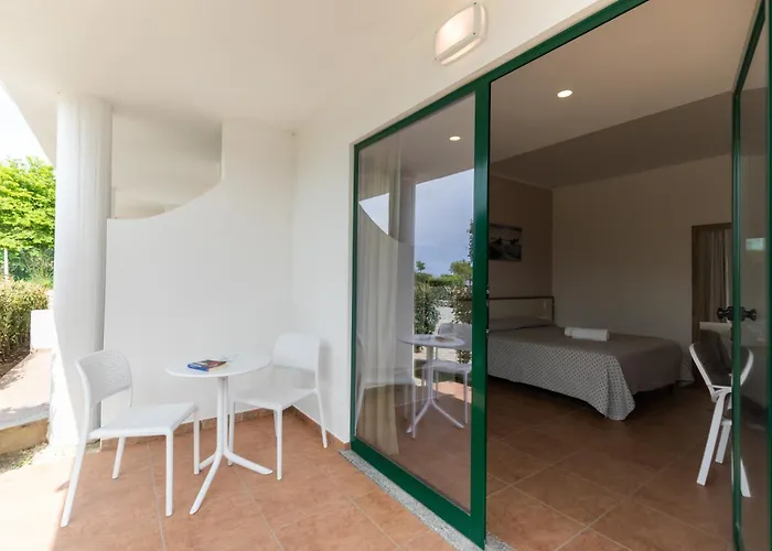 Marinella - Private Free Parking - Grotticelle 200 M 4* Capo Vaticano