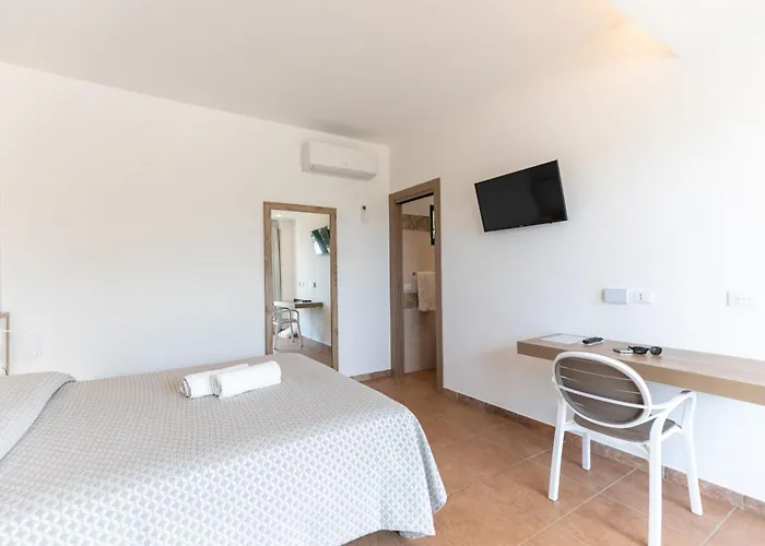 Hotell Marinella - Private Free Parking - Grotticelle 200 M Capo Vaticano