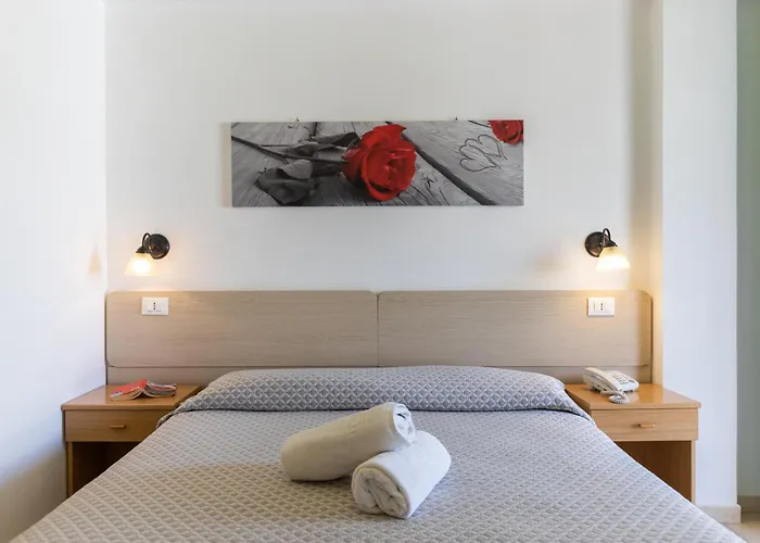 Marinella - Private Free Parking - Grotticelle 200 M 4*