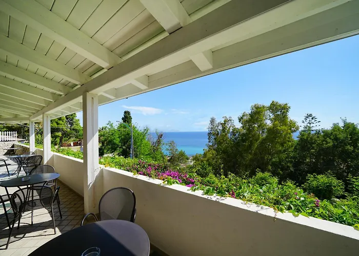 Marinella - Private Free Parking - Grotticelle 200 M Hotell Capo Vaticano