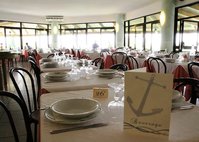 Marinella - Private Free Parking - Grotticelle 200 M