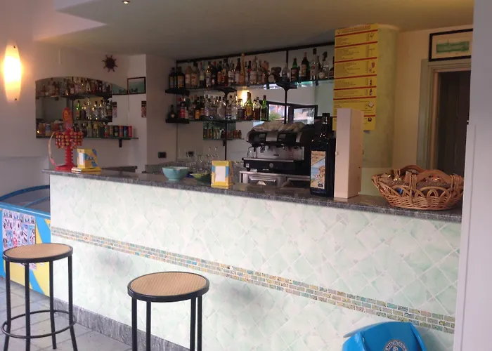 Marinella - Private Free Parking - Grotticelle 200 M Hotell 4*